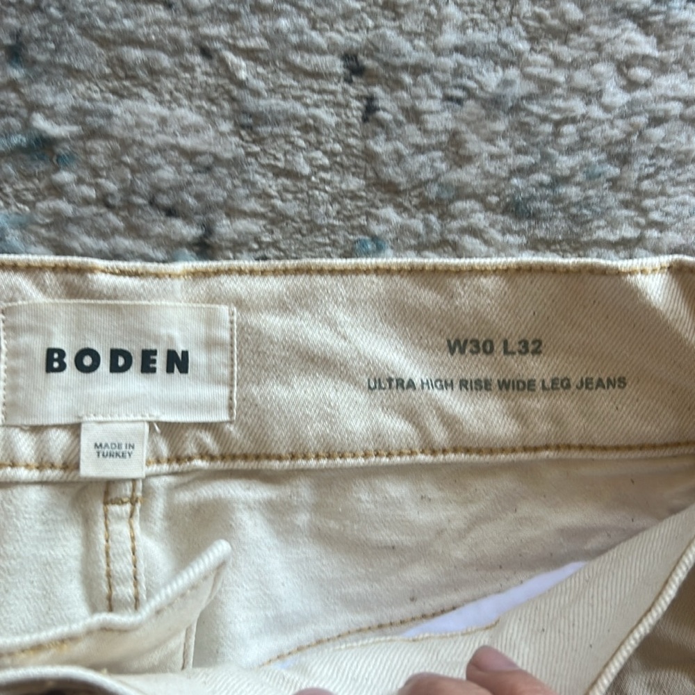Boden Cream Wide-Leg Jeans - Picture 3 of 5